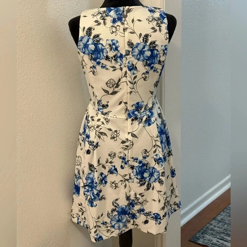 American Living Blue & White Floral Print Round Neck Sleeveless Midi Dress - Picture 3 of 6